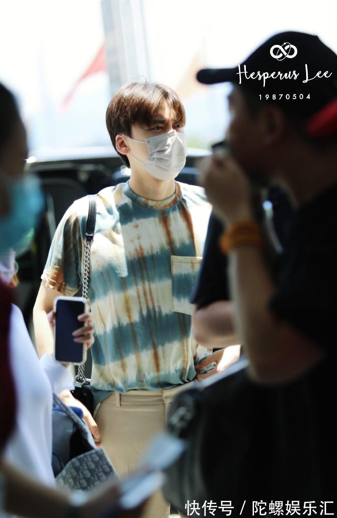 電視劇|李易峰綜藝路透,鮮少錄制綜藝成功轉型演員,看好全新綜藝嗎