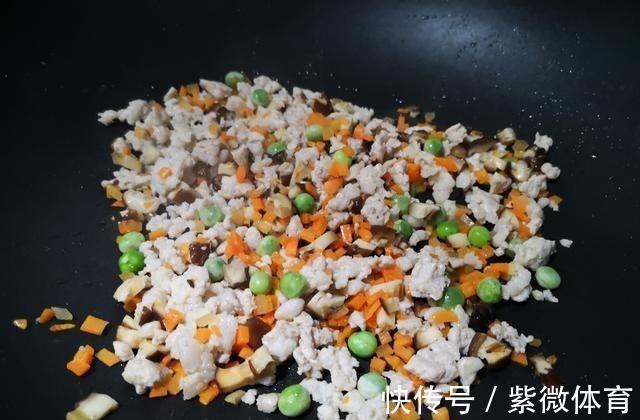 美食|早餐店常见的美食,在家简单十分钟蒸一蒸,好吃不上火。