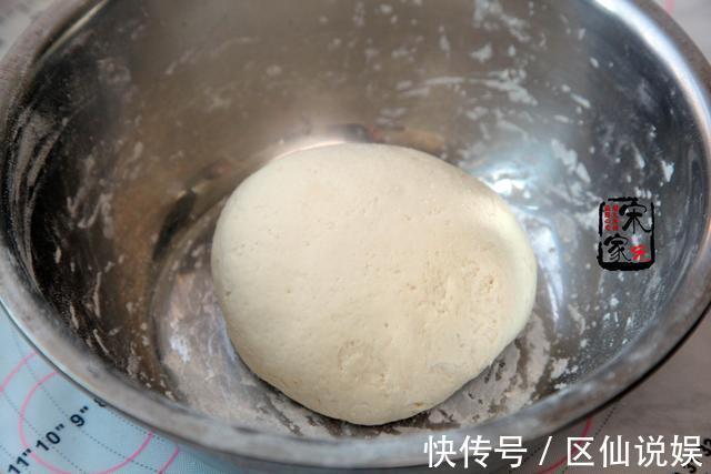 这菜浑身是宝,可惜很多人当草,包包子比荠菜还鲜,现在吃正当季