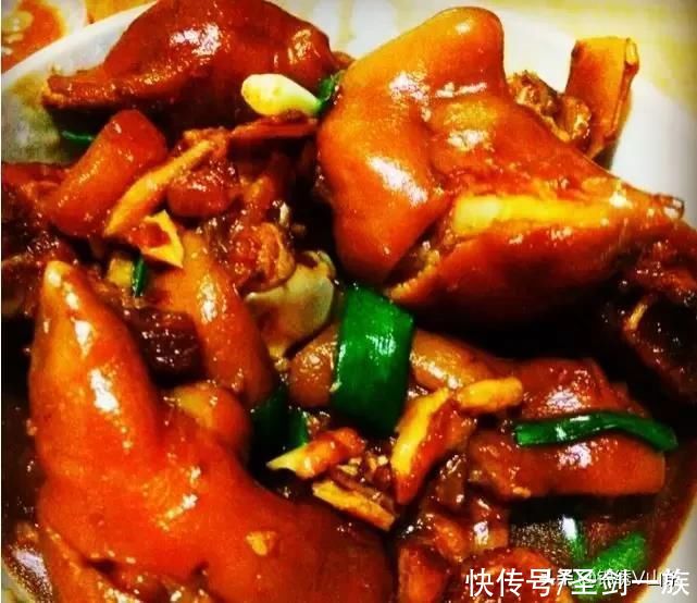 魔芋豆腐|馋得人直流口水的家常菜，味道真给力，配上米饭，美美地享用吧
