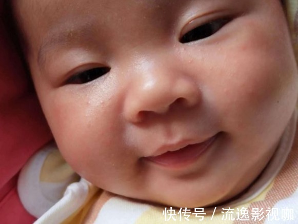 睡眠质量|孩子跟下面三类人睡觉时,长大后有出息,家长们可以看看