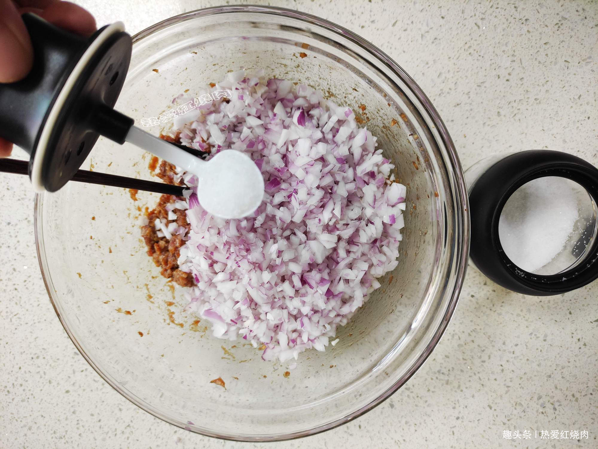 肉馅儿|包子总是捏不好,干脆放弃改做它吧!一准又白又胖又暄腾还格外香