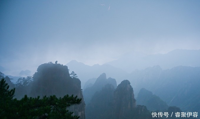 最佳日出观赏地，遇见难得的黄山云海，早起爬山也值得