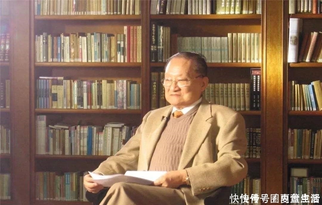 教主!金庸写了三个连自己都超越不了的好名字,堪称经典中的经典