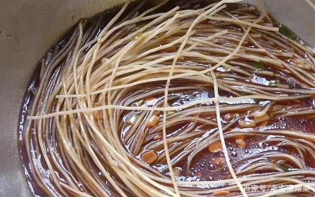 好吃|包子这样做,孩子一口气吃了5个,这种调馅方法比肉包子还好吃