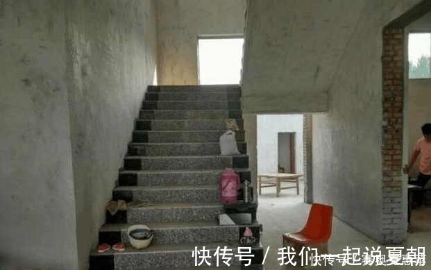 惹的祸|表哥风光盖农村别墅,如今成全村人的笑话,都是面子惹的祸!