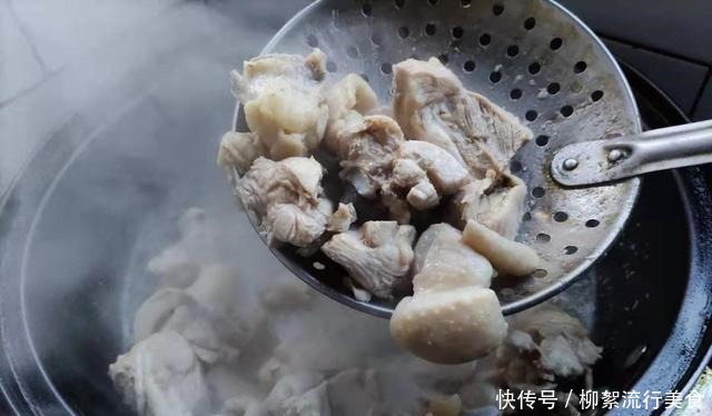  想吃宫廷御膳不用去饭店，这里有一份烹饪秘籍！