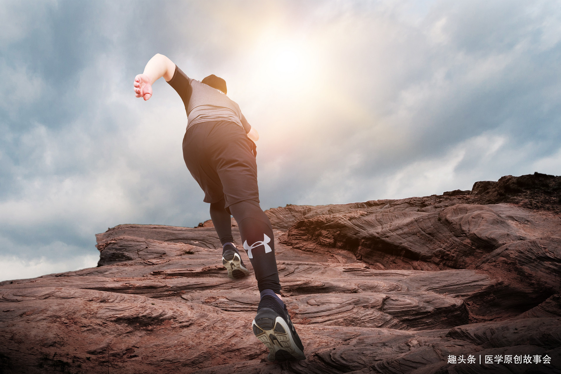 寿命|60岁是寿命决定期,无论男女,走路有三个表现,恭喜你很健康