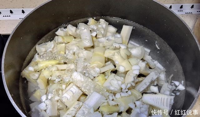 春笋还是用油焖、油焖的方式为主,鲜嫩爽口,做法简单且营养丰富