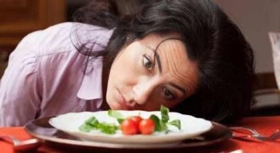 卵巢|哪些食物，容易“消耗”雌激素？建议女性：能不吃就不吃