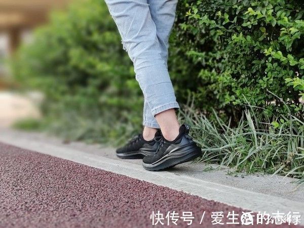 元素 都是爆米花中底 米家 361 天越 日常元素 4款运动鞋谁更能打?