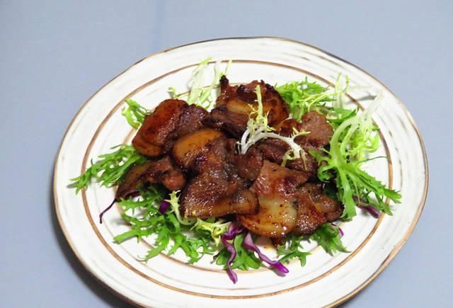 苦菊|两口人的晚餐,4道家常菜,有荤有素,没有主食,娘俩也吃撑了