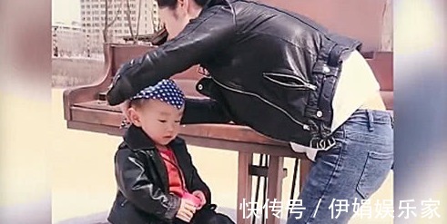 弟弟|姐姐都二十二岁了,妈妈又给她生了弟弟,老被别人以为她是妈妈