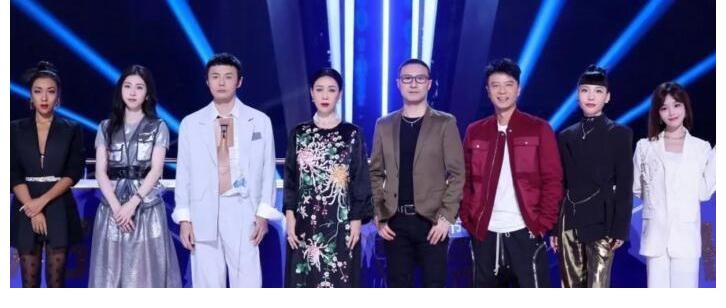 中国好声音|《好声音》开播,李克勤竟遭谢霆锋没完没了的打电话,原因笑翻全场