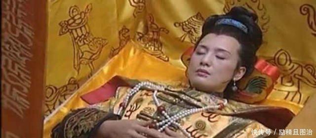 搜刮|孙殿英盗陵时搜刮无数珍品, 却大意毁了件重宝, 溥仪得知大骂无知!