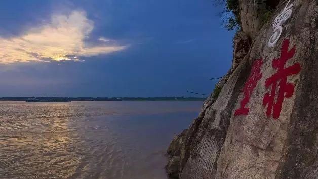 千古名句|宋词的一首不朽经典,通篇都是千古名句,水平之高,后世难以企及