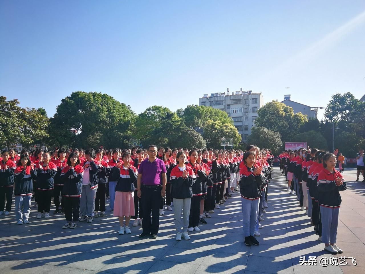 武汉市新洲区第二中学|爱心送考，武汉市新洲区第二中学，为607名学子高考壮行