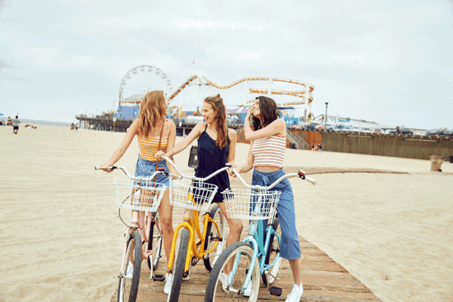 搭配|肉肉女生穿吊带显胖又显壮?那是你没看过这三个搭配思路