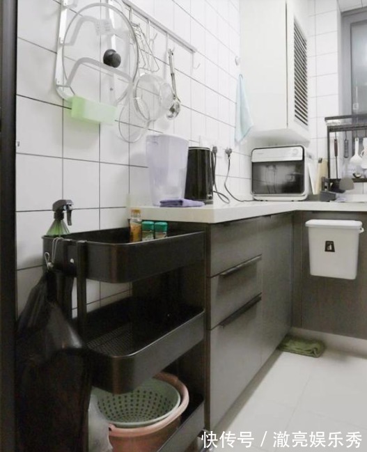 夫妇|90后夫妇58平米的家,全屋都是柜子,每个空间都好喜欢,精致漂亮