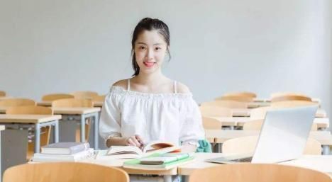 好主意|“数学”学得好的女生，大多有这4个特征，班主任：学渣装不来