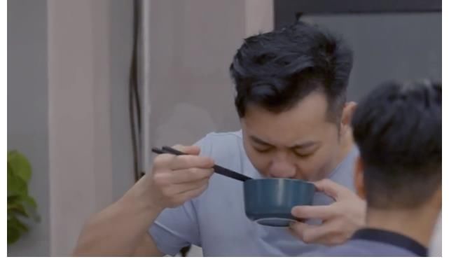趙文卓|尹正深夜煮面，陳小春大口吃，張晉“賣弄”文化：還是離子燙好吃