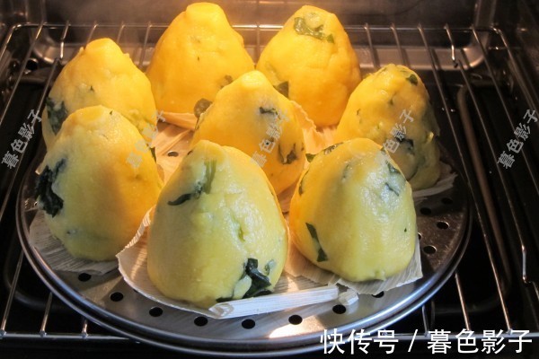 玉米粉|春天,中老年人别管忙闲,记得常吃些这饭,顺应季节有人不知啥用