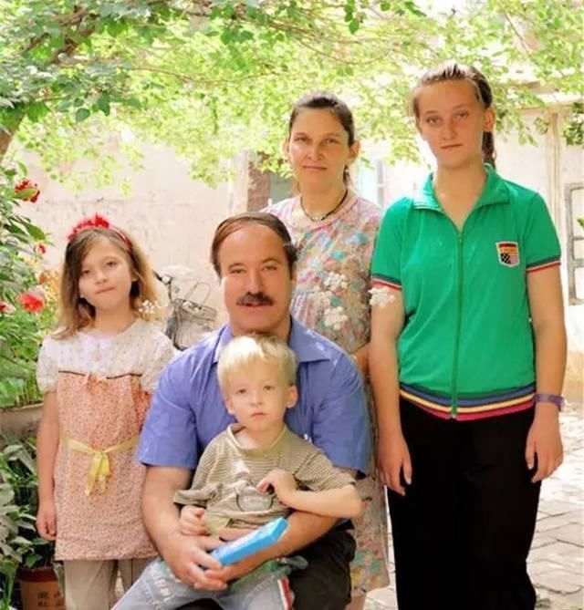 却说|中国最特别的民族,长着外国人的脸,却说着流利的中国话