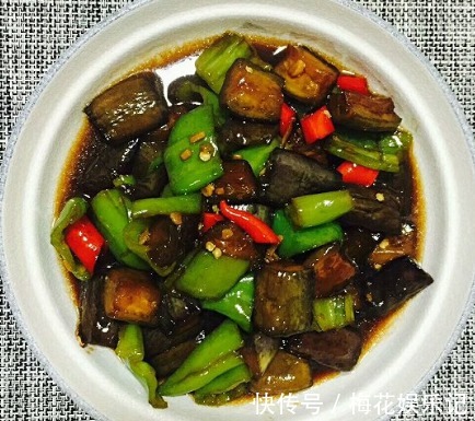 青椒|孩子刚进入青春期身体需要营养,多吃家常菜,鲜香下饭有营养