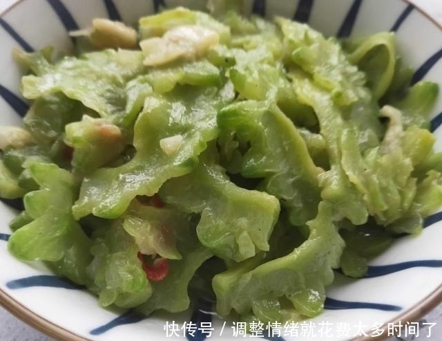这道菜|小满过后,少吃土豆南瓜,多吃些它,鲜嫩营养,过段时间就少了!