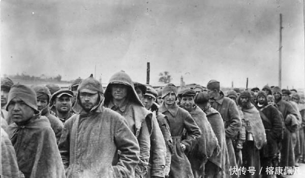 游街|二战结束前苏联让百万德军俘虏游街, 一边走一边拉!