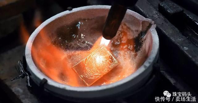 这件暗藏机关的项链,又变手链的可拆搭扣