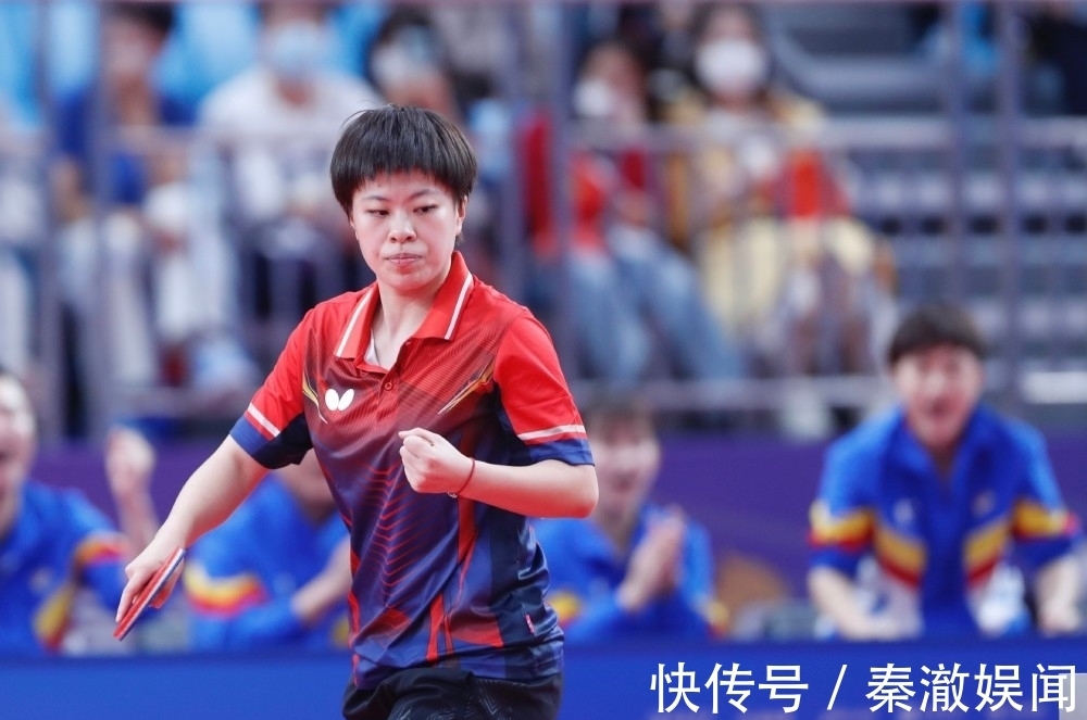 王艺迪|国乒主力输球,24岁王艺迪不敌58岁倪夏莲,蜻蜓点水式握手引争议