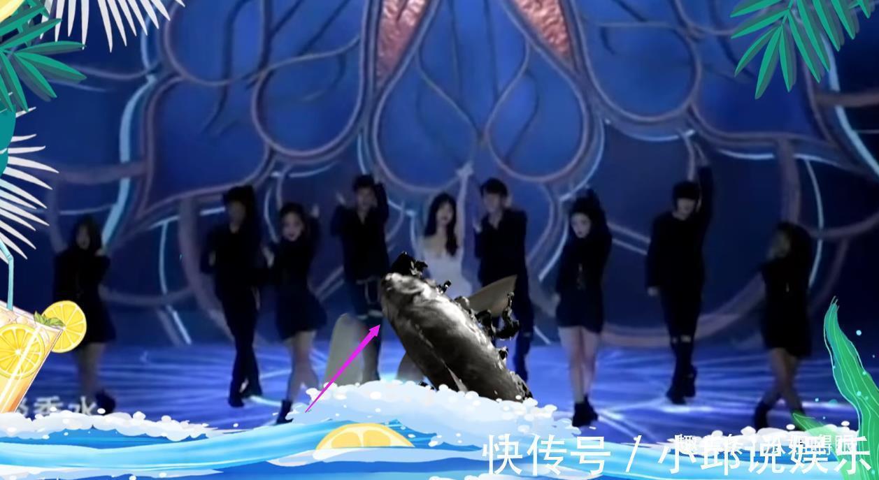 海钓|刺客伍六七:师傅说,赤牙死以后,下一个死的就是首领了!