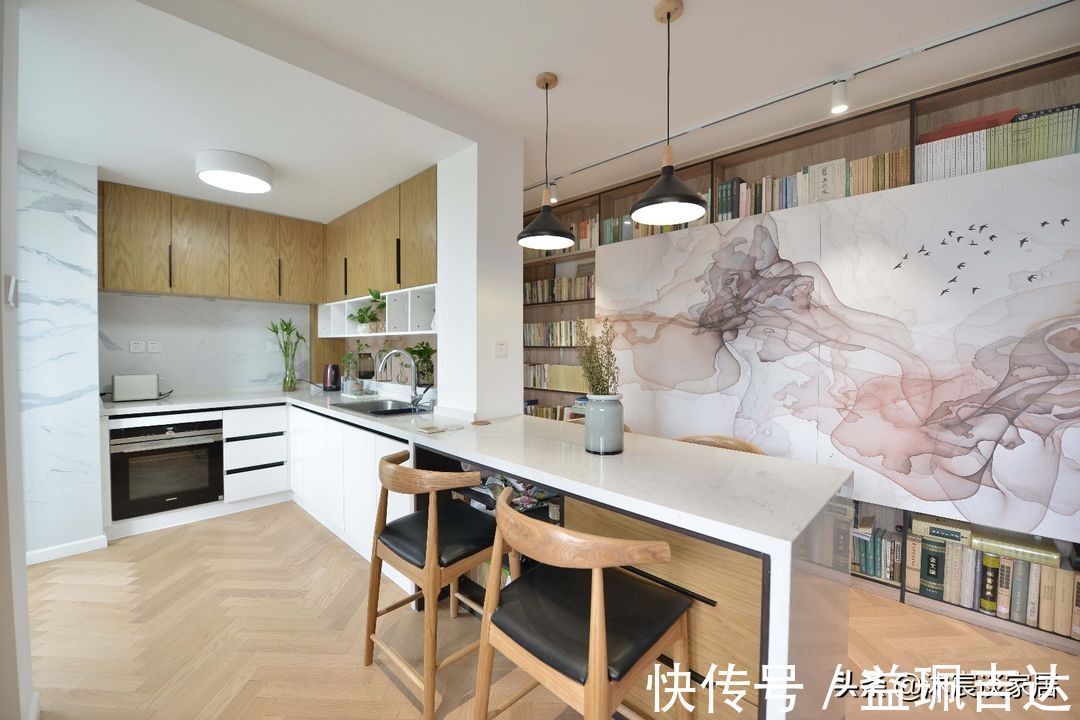 走廊|夫妻俩买下“渣”户型，改造后让人惊叹，拥有超强收纳，还很好看