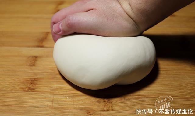 做法|奶香麻花的做法,不发面,不油炸,暄软香甜,比花卷更好吃