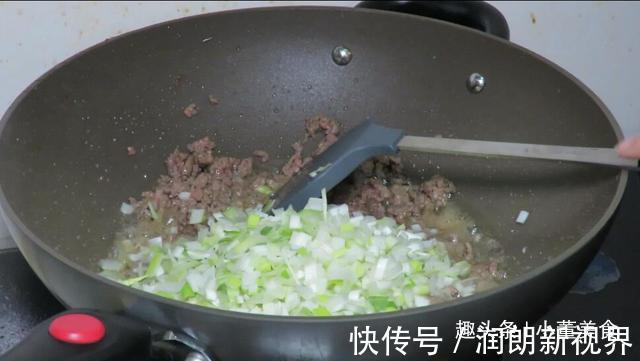 想吃牛肉酱不用买，大厨教你秘制做法，酱香浓郁，方法超简单