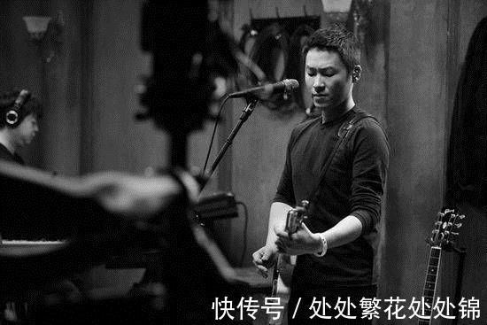 梁博|他上好声音夺冠引人质疑，上其它节目爆料内幕，如今沦落街头卖唱