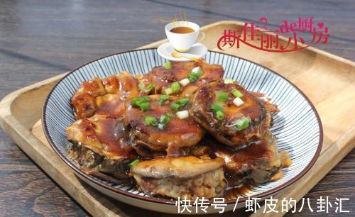 夏天|夏天茄子别炒着吃了,学会新吃法,我三天两头必做,每顿吃个精光