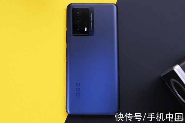 iqoo|双十一1500-2000元价位段该选谁？真我GT Neo2T领衔