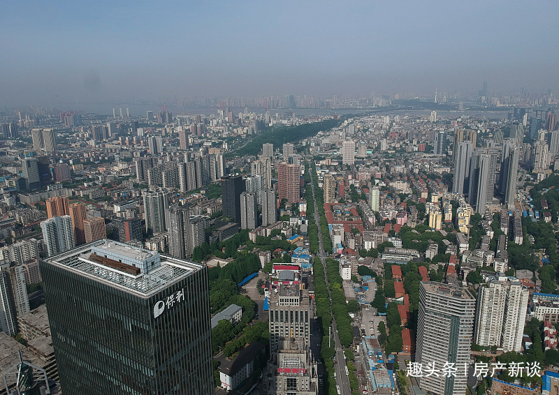 刚需|今年还能不能买房买了怕跌价，不买怕涨价，内行人给你客观建议