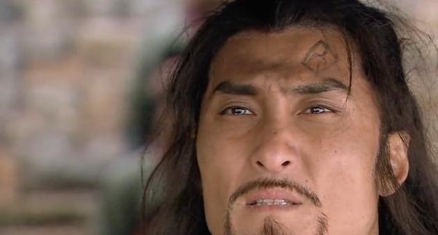 四大名著#晁盖不愿意传位给宋江,是因为心中已有人选,但是此人太过软弱!