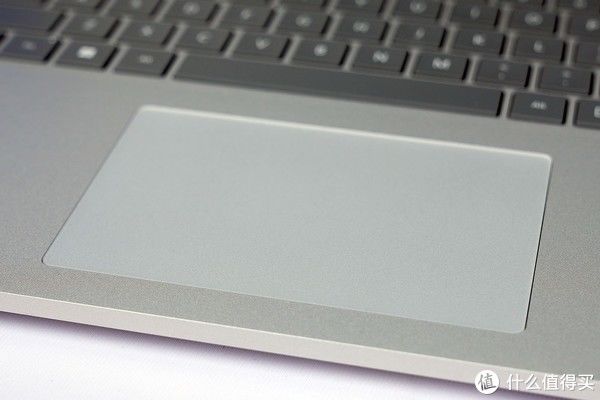 笔记本|家族新品创设先锋 微软Surface Laptop Studio评测