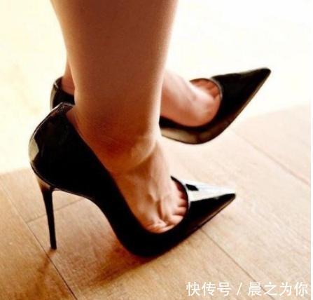 女神 细跟鞋沉稳利落的气质,轻松展现女神魅力!
