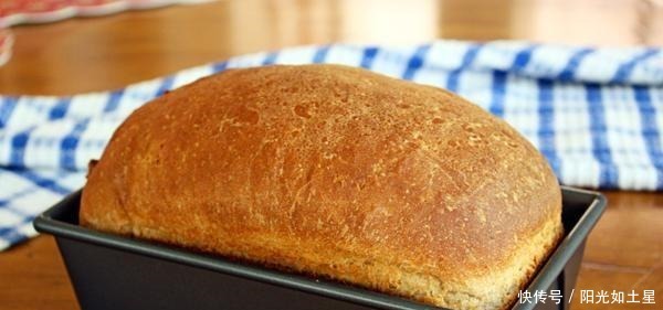 在家做面包，要掌握三个关键点，做的面包比面包店卖的好得多