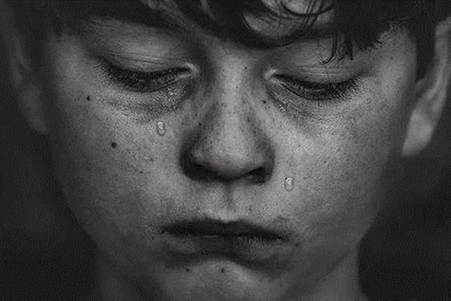 孩子|孩子把3句话“挂在嘴边”,家长需要特别注意,孩子可能心事严重