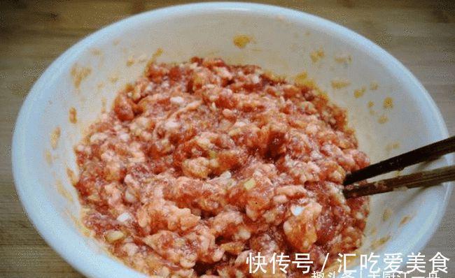 包白菜肉馅水饺，牢记“3要2不要”，肉馅多汁不腥不发柴