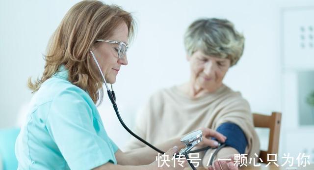 蒲公英泡水|中药新发现？蒲公英能杀死96%癌细胞？真相到底是如何？