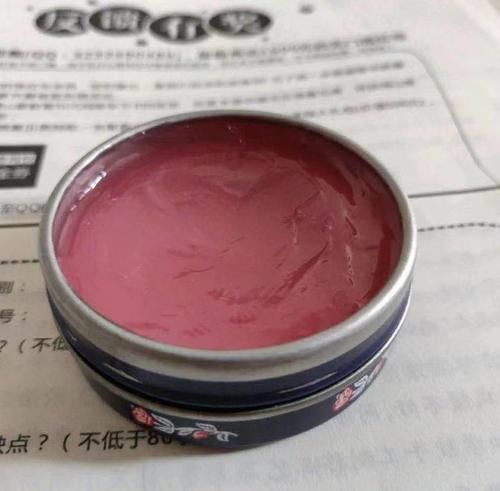 冬季润唇膏红黑榜，谁输谁赢？光说不练假把式，不服现实碰一碰！