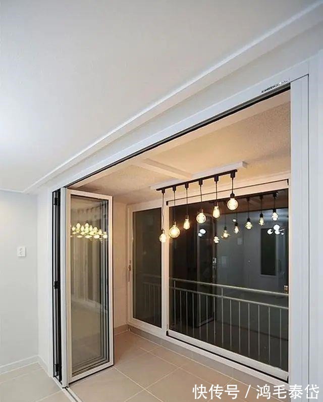 齐家安安|还是韩国人机智，阳台护栏边装推拉门，为啥国内开发商就想不到？