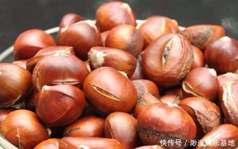 个个|煮板栗,别直接用水煮了!再加一步,板栗自动开口,个个不粘皮儿